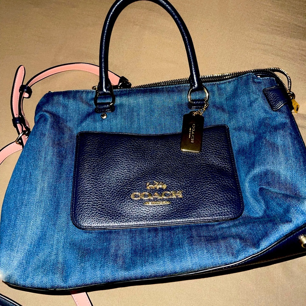 Coach sling bag
